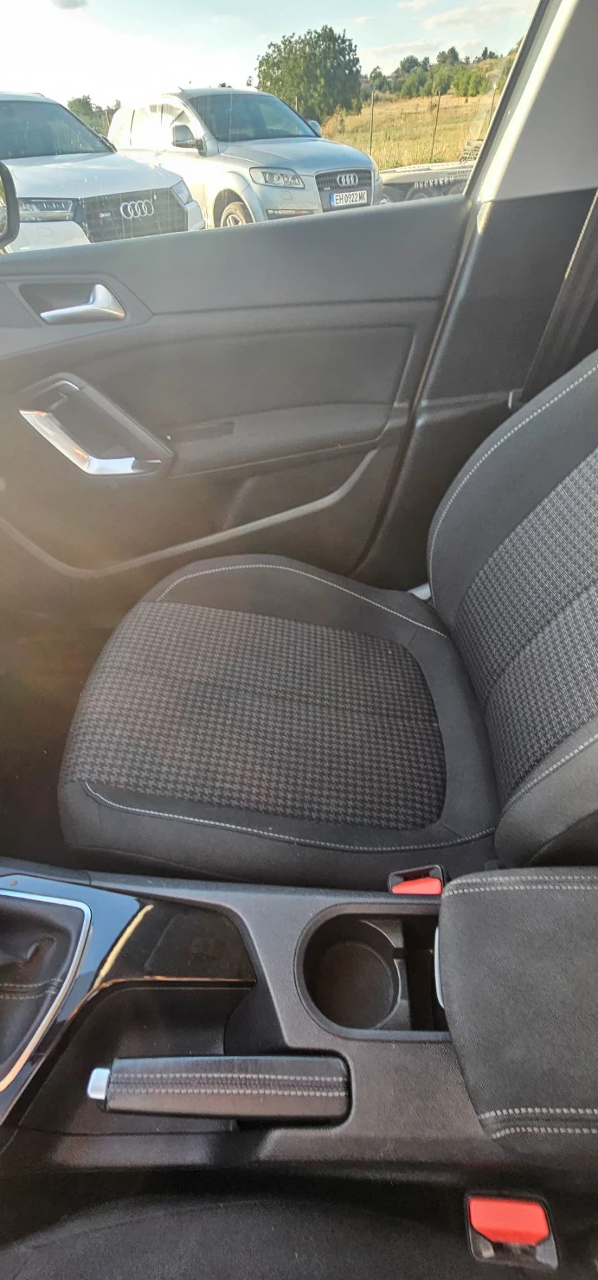 Peugeot 308 1.5HDI/102ks/Faselift/2019, снимка 9 - Автомобили и джипове - 56241175