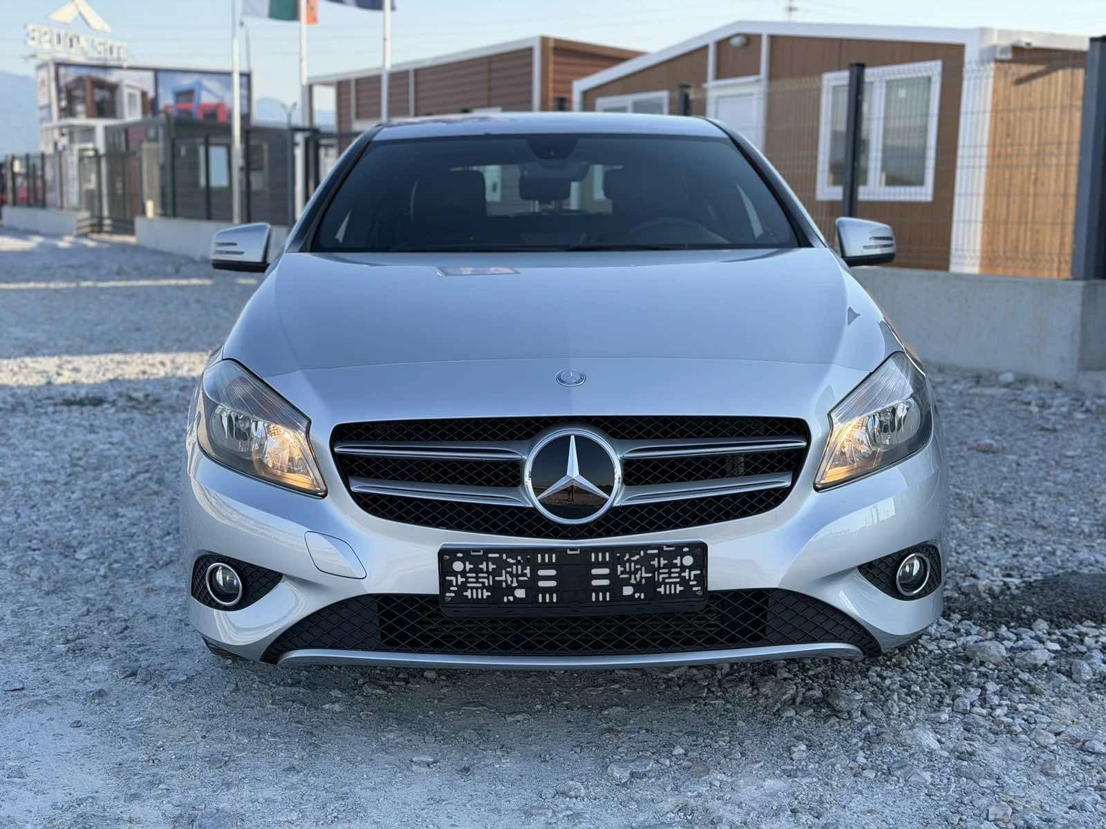 Mercedes-Benz A 180, снимка 2 - Автомобили и джипове - 56437173
