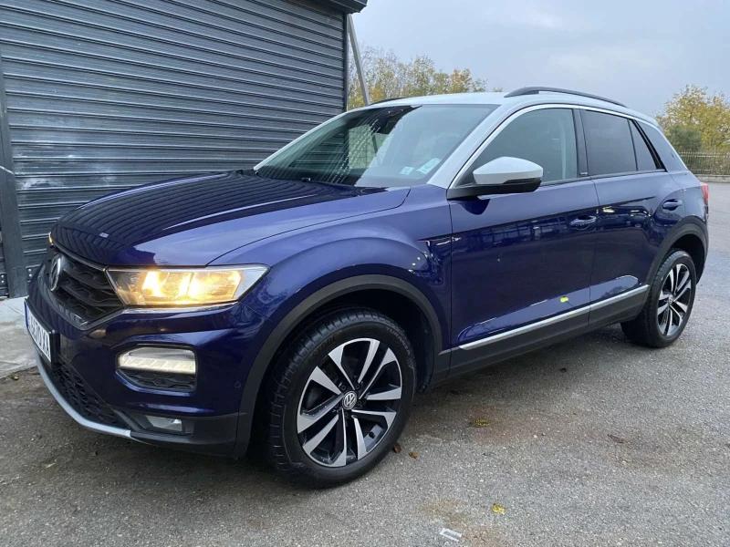 VW T-Roc Нов внос 1.6 Tdi 116к.с. IQ.DRiVE Дистр Като нова, снимка 1 - Автомобили и джипове - 47936732