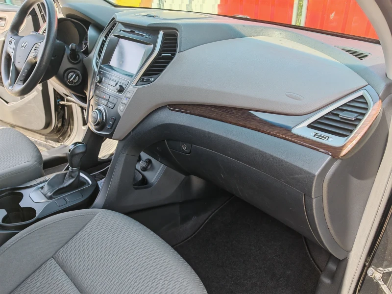 Hyundai Santa fe Grand Santa Fe, снимка 16 - Автомобили и джипове - 52507979