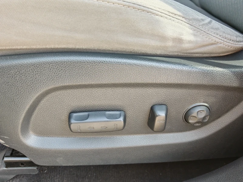 Hyundai Santa fe Grand Santa Fe, снимка 14 - Автомобили и джипове - 52507979