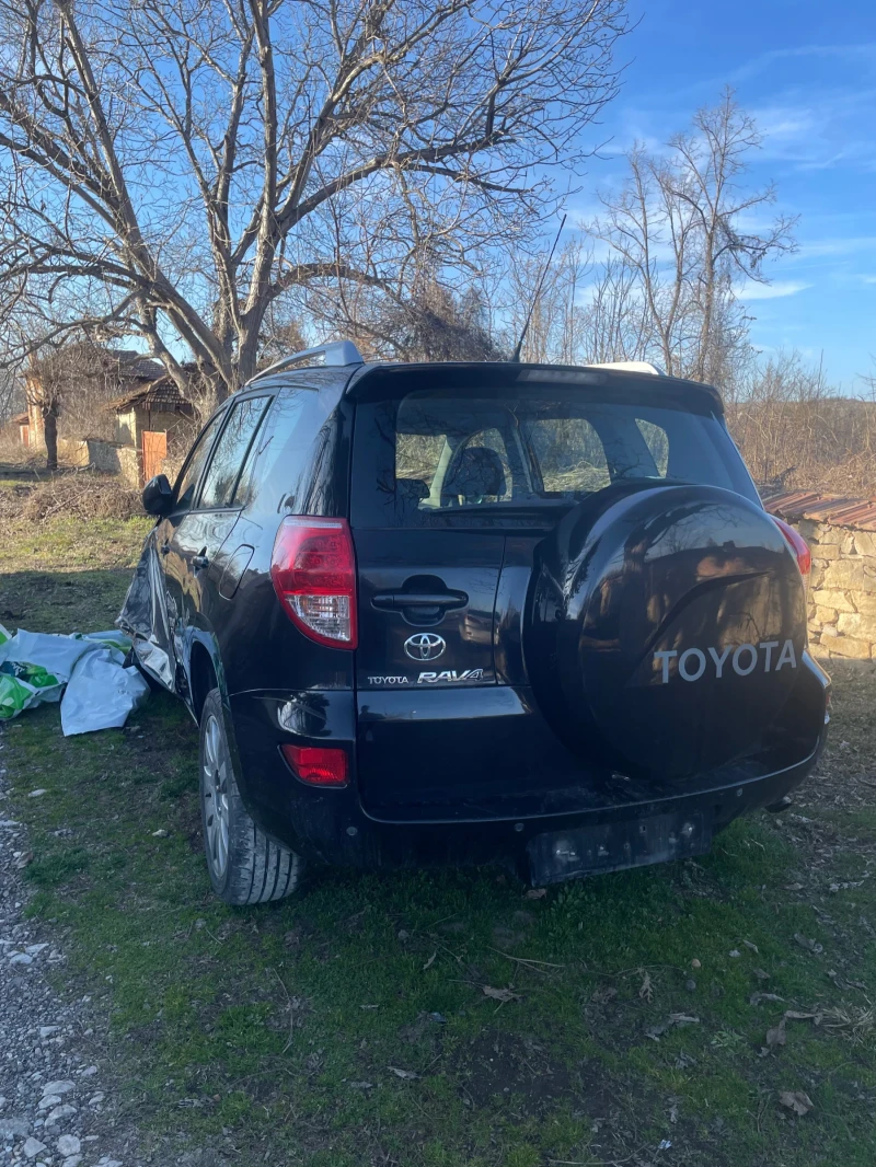 Toyota Rav4, снимка 5 - Автомобили и джипове - 49399677