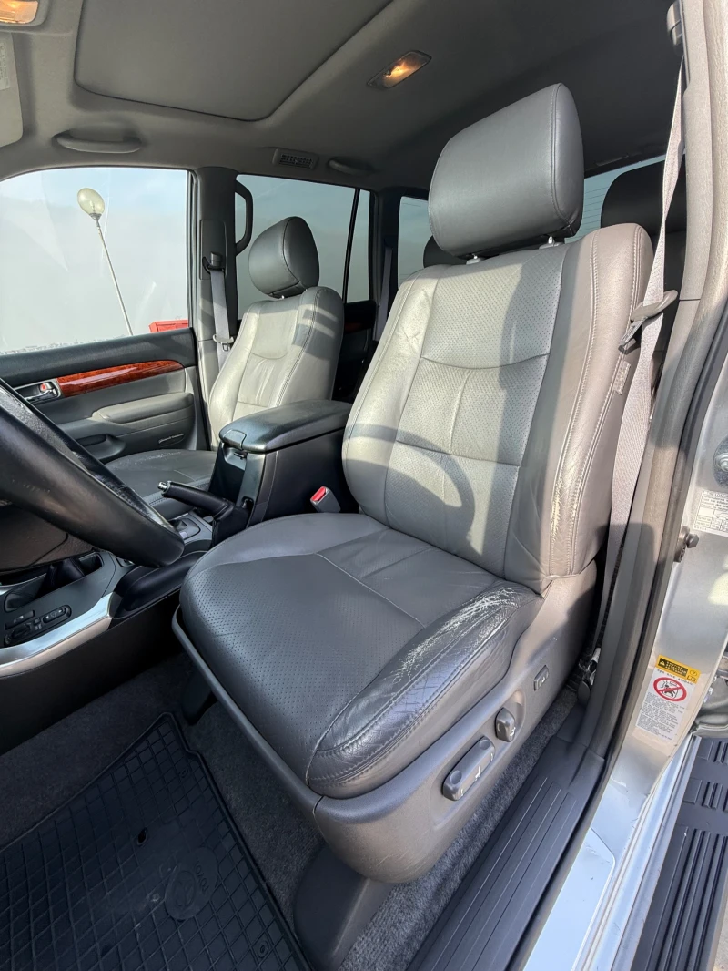 Toyota Land cruiser, снимка 7 - Автомобили и джипове - 52537914