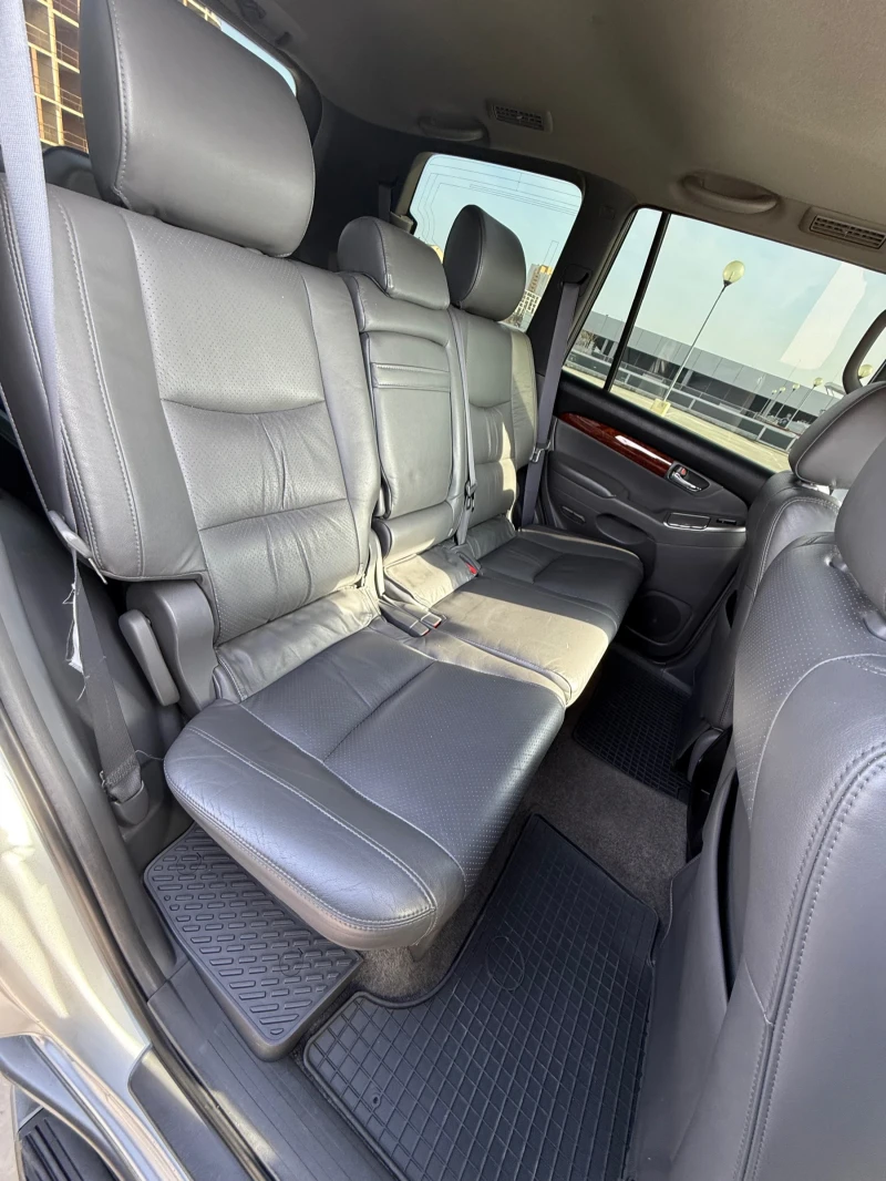 Toyota Land cruiser, снимка 10 - Автомобили и джипове - 52537914