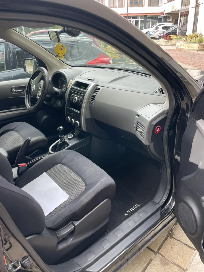 Nissan X-trail 2000, снимка 9 - Автомобили и джипове - 52230009