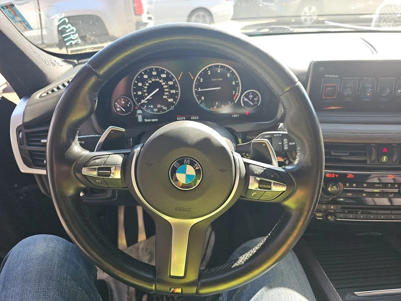 BMW X5 M-pkg* Distronic* Harmon/Kardon* Подгрев* Камера, снимка 10 - Автомобили и джипове - 52317579