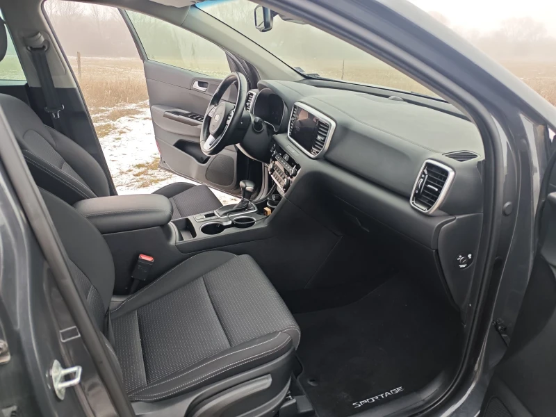 Kia Sportage 1.6 Гаранционна, Mild Hybrid, Executive , снимка 14 - Автомобили и джипове - 53209765