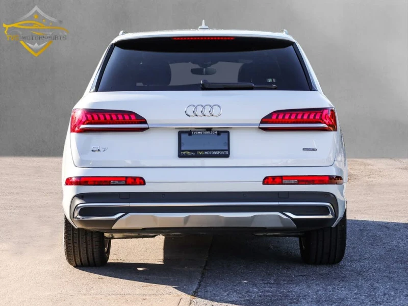 Audi Q7 Premium Plus* CARFAX* АвтоКредит* (ЦЕНА ДО БГ), снимка 3 - Автомобили и джипове - 53501949