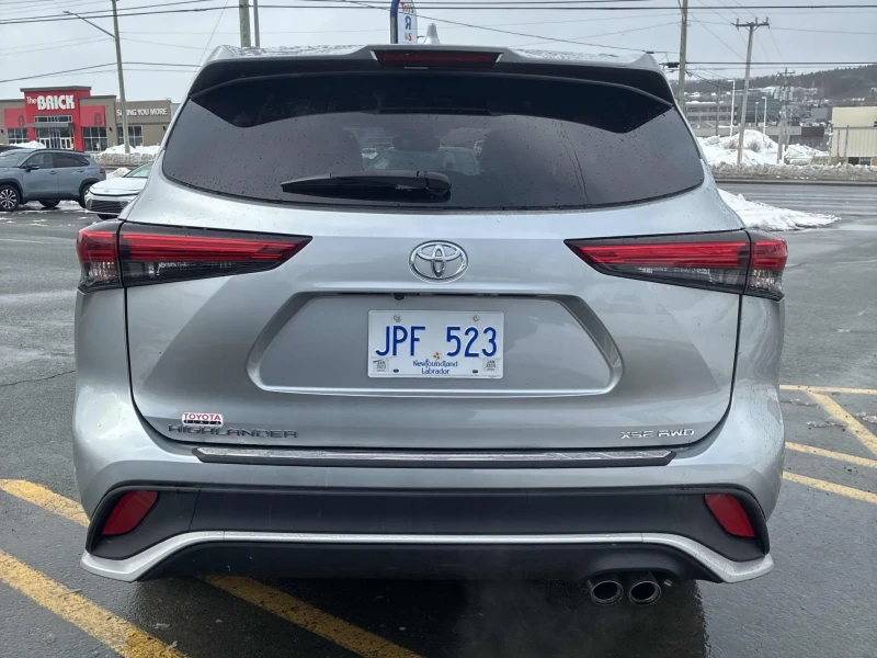 Toyota Highlander XSE 3.5L, снимка 4 - Автомобили и джипове - 53506954