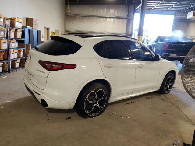 Alfa Romeo Stelvio TI AWD - изображение 3