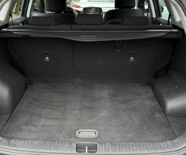 Hyundai Tucson 1, 6 Advantage 2 WD, бензин, автоматик с турбо бут - изображение 4