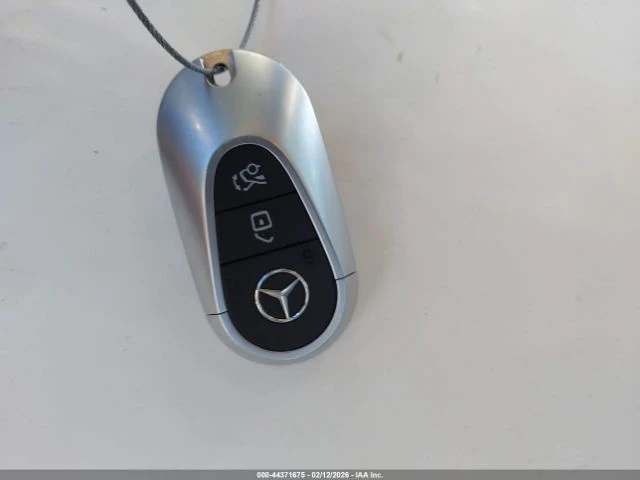 Mercedes-Benz EQE EQE 350+ , снимка 16 - Автомобили и джипове - 53780139