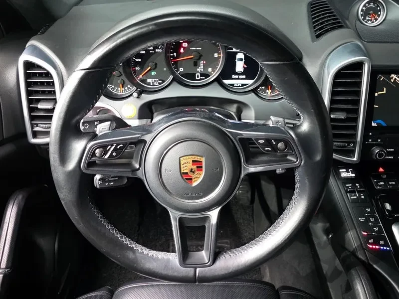Porsche Cayenne 3.0 Diesel Platinum Edition 958, снимка 13 - Автомобили и джипове - 55786754