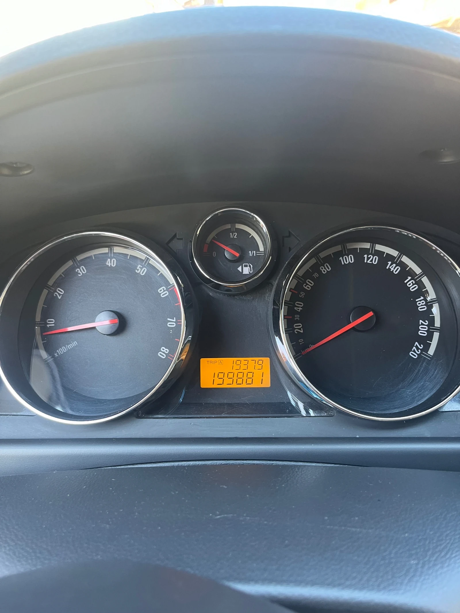 Opel Antara 2.4 газ/бензин - изображение 1