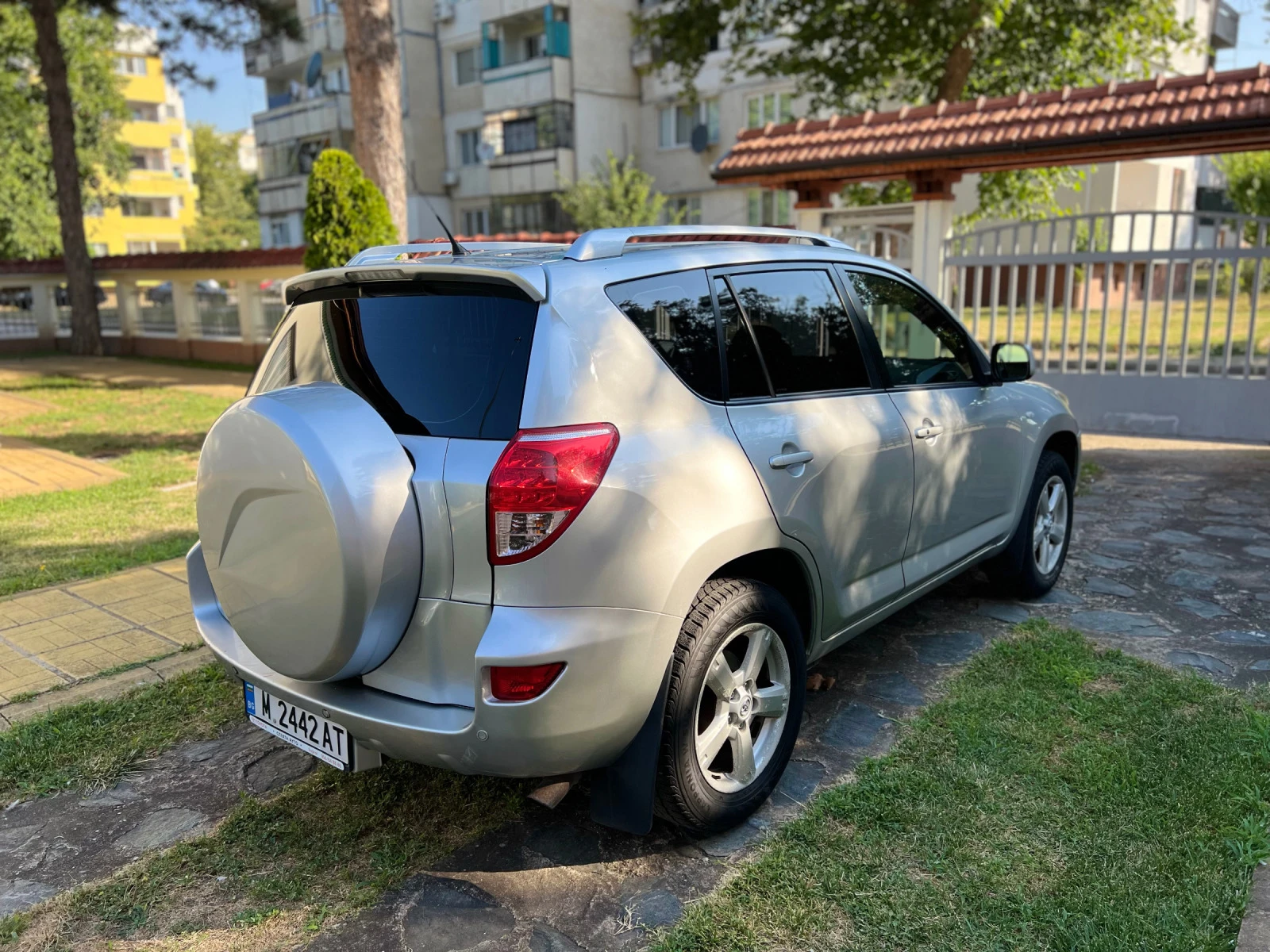 Toyota Rav4 2.0 бензин - автомат - изображение 4