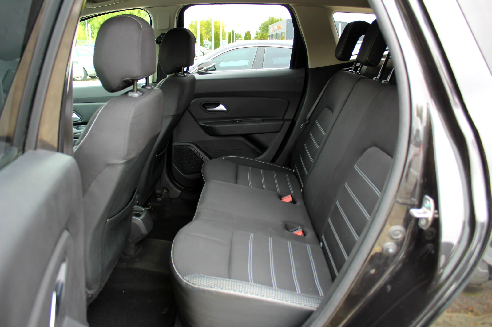 Dacia Duster 1.5dCi 4X4 ������ | Mobile.bg � ����������� 15