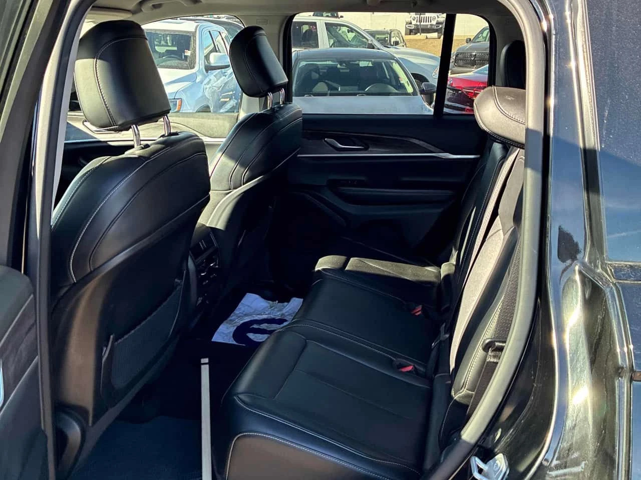 Jeep Grand cherokee LIMETED / �������� / ���� �� ������  | Mobile.bg � ����������� 12