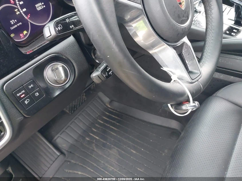 Porsche Cayenne 3l Platinum Edition, снимка 11 - Автомобили и джипове - 53714755