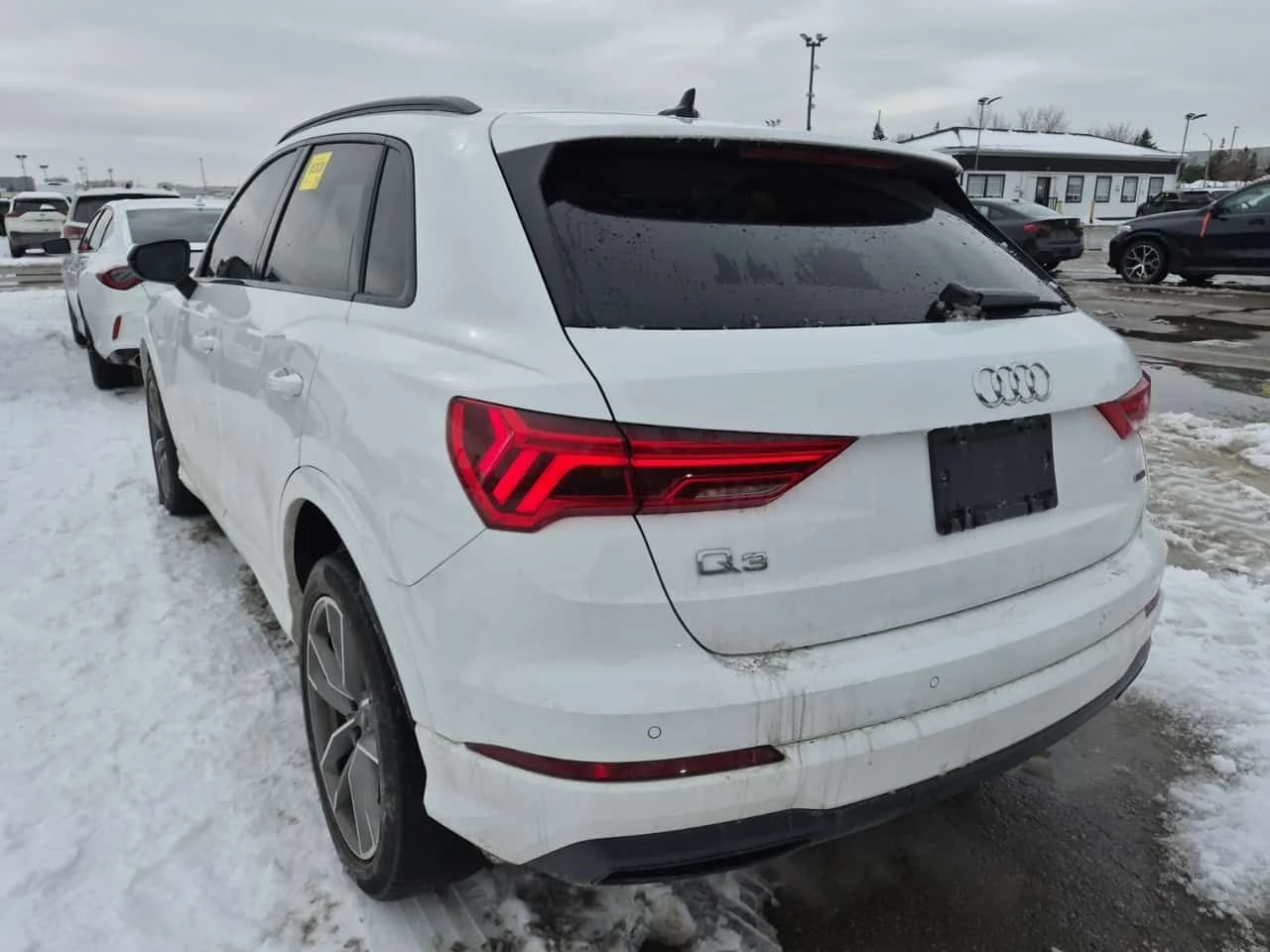 Audi Q3 KOMFORT /CARFAX /Кожа/Подгрев/Панорама/4х4, снимка 3 - Автомобили и джипове - 53728781