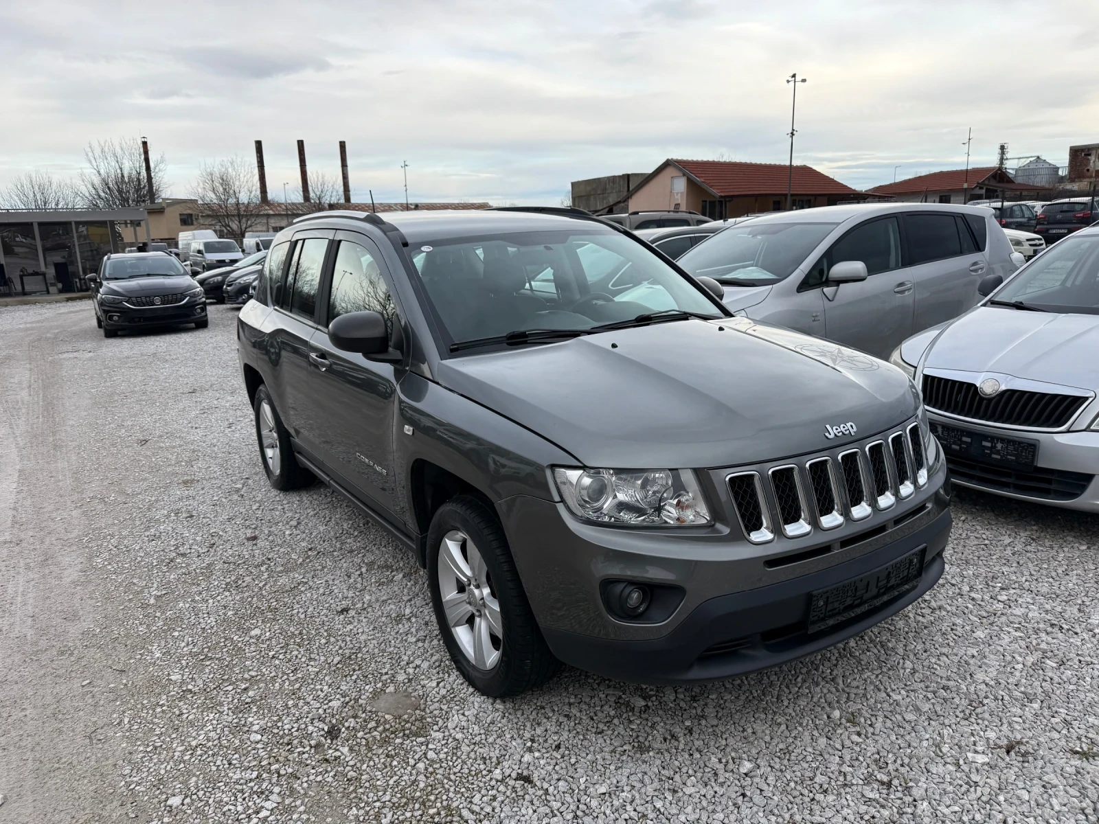 Jeep Compass 2.2CRD 97000 km, снимка 3 - Автомобили и джипове - 53953418
