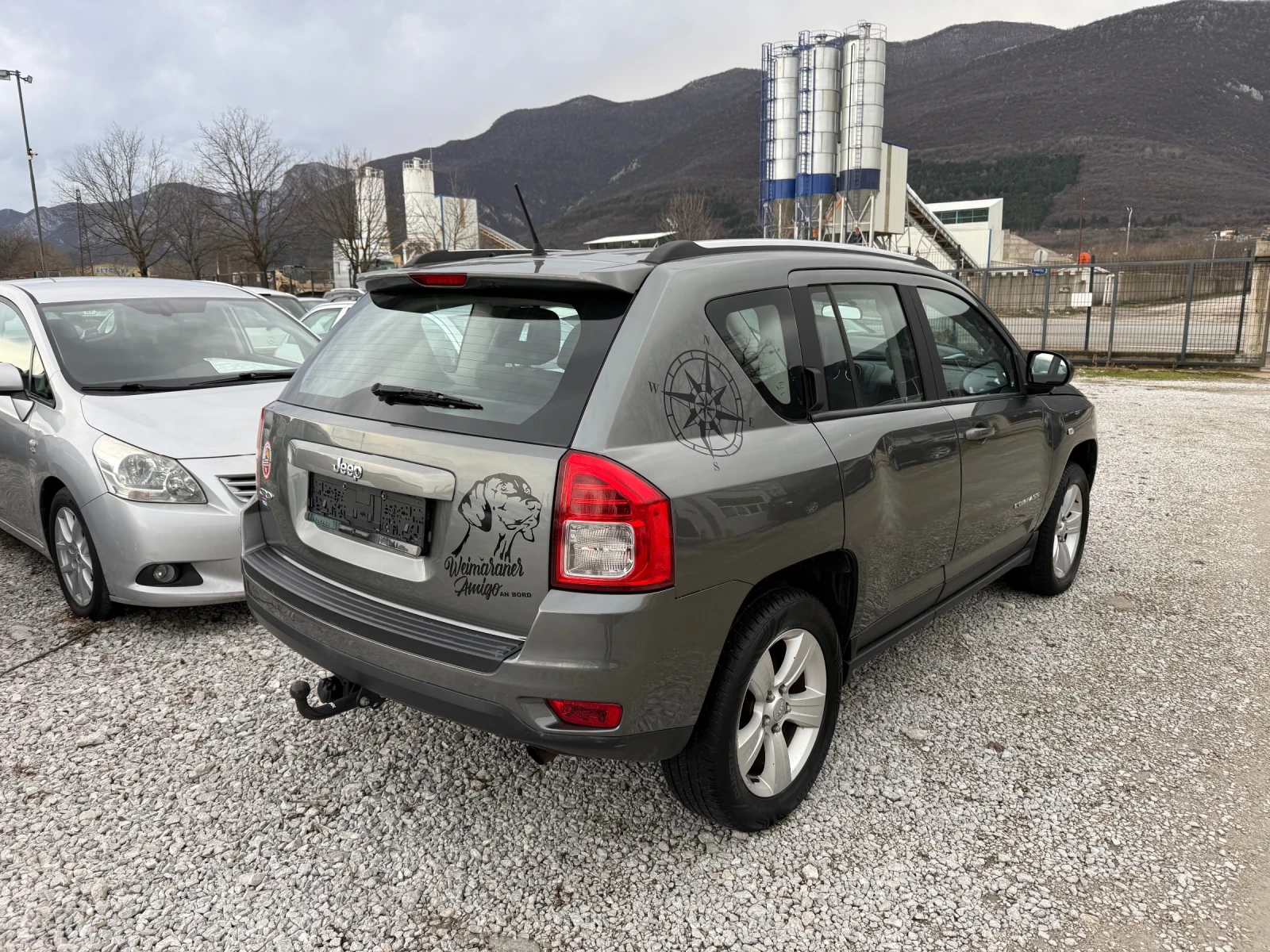 Jeep Compass 2.2CRD 97000 km, снимка 6 - Автомобили и джипове - 53953418