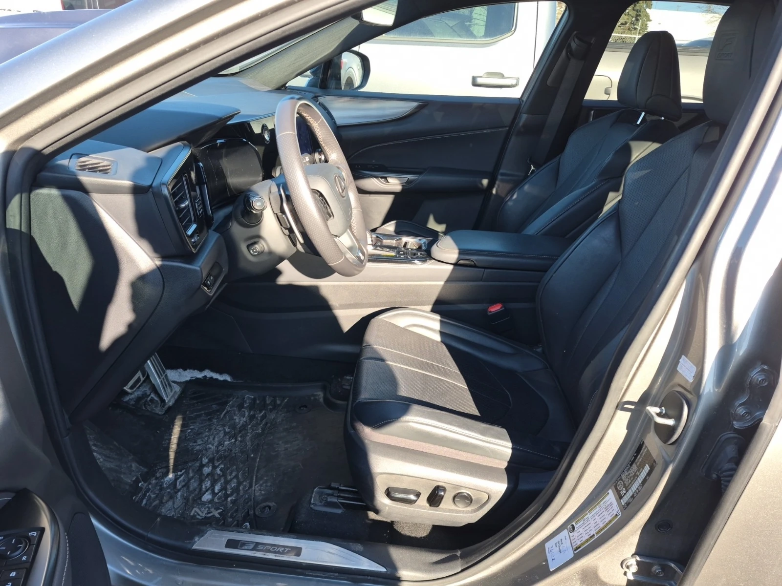 Lexus NX 350h * * CARFAX * * ���� ������ * *  | Mobile.bg � ����������� 5