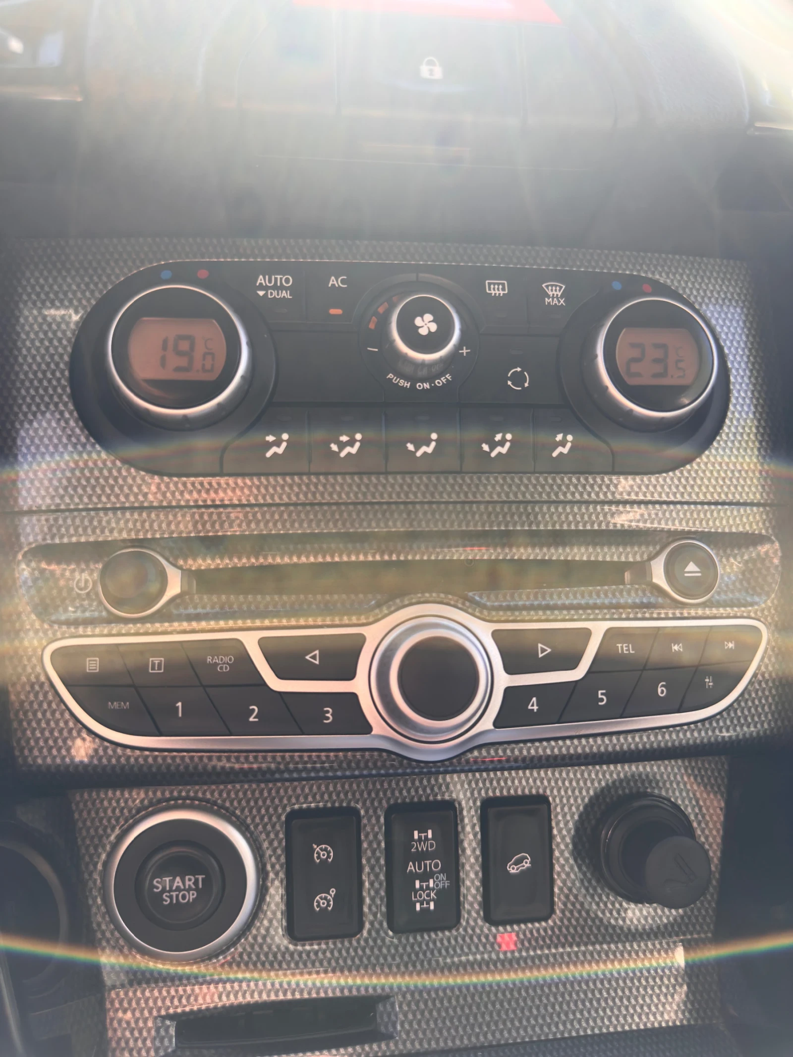 Renault Koleos 2.0dci 4x4, снимка 14 - Автомобили и джипове - 54321545