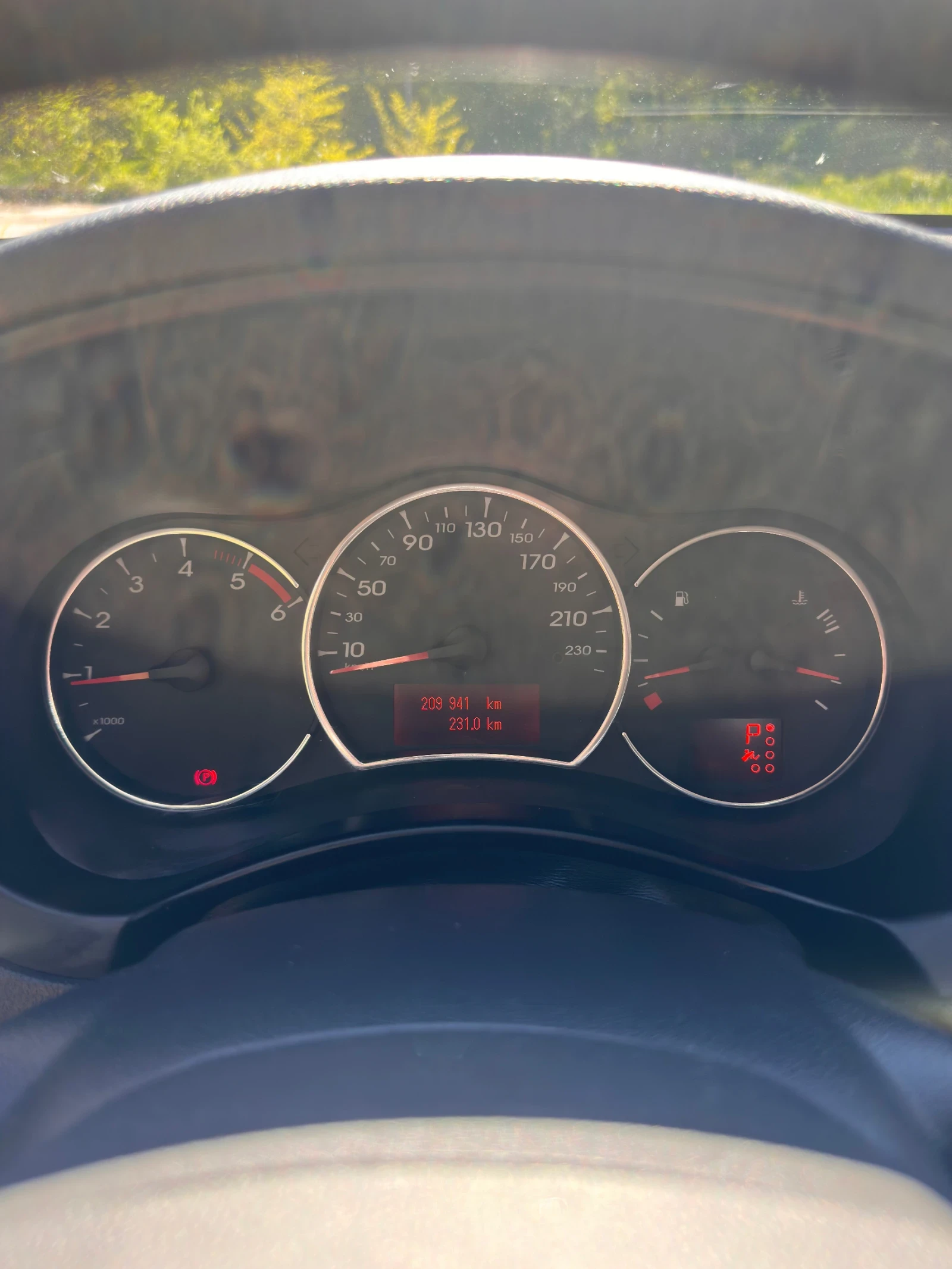 Renault Koleos 2.0dci 4x4, снимка 9 - Автомобили и джипове - 54321545