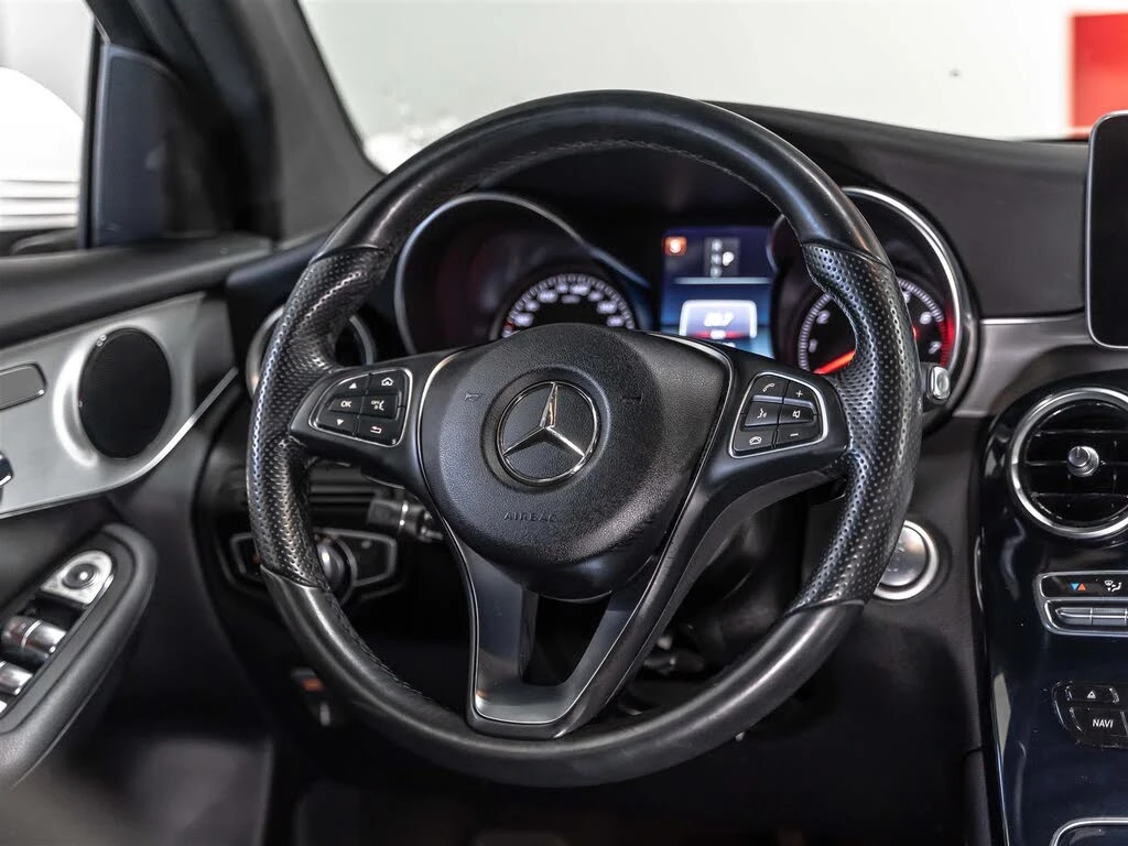 Mercedes-Benz GLC 300  90 000 KM | ЧИСТ КАРФАКС | BLINDSPOT, снимка 7 - Автомобили и джипове - 54873473