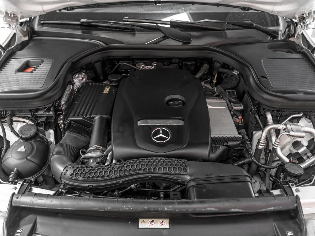 Mercedes-Benz GLC 300  90 000 KM | ЧИСТ КАРФАКС | BLINDSPOT, снимка 13 - Автомобили и джипове - 54873473