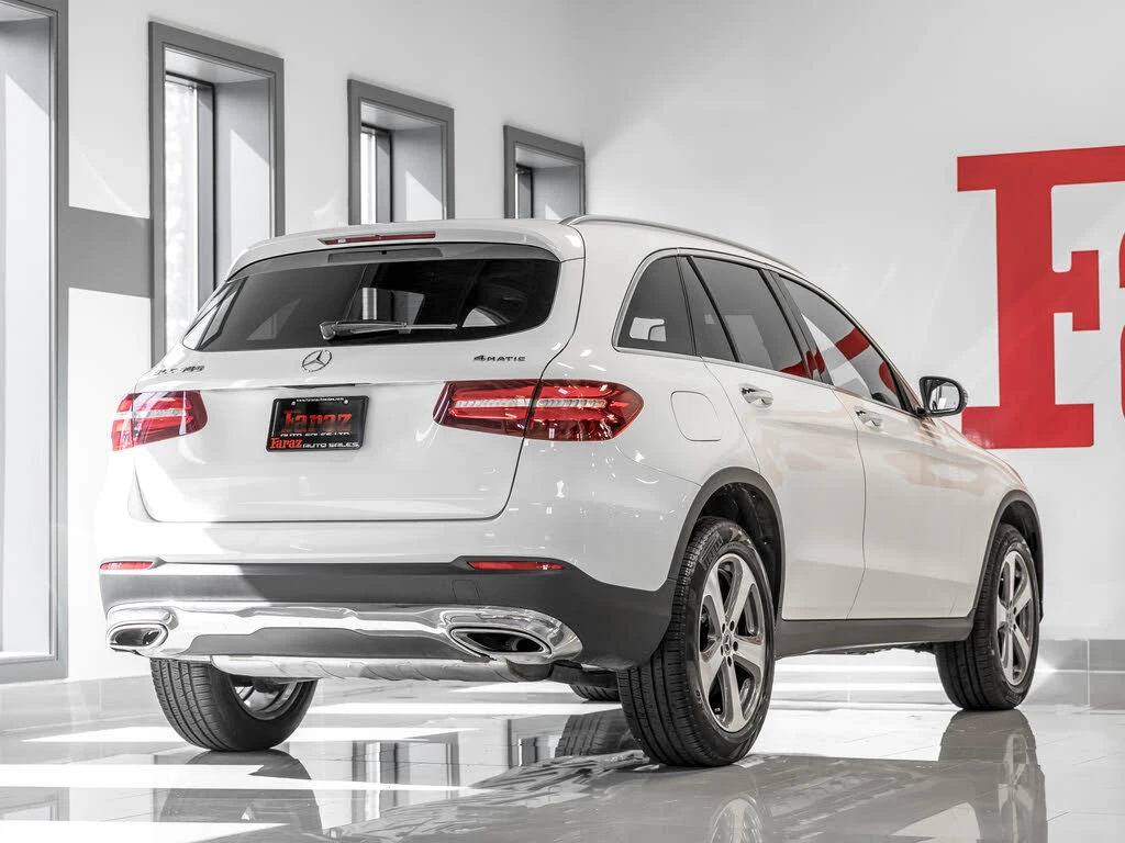Mercedes-Benz GLC 300  90 000 KM | ЧИСТ КАРФАКС | BLINDSPOT, снимка 3 - Автомобили и джипове - 54873473