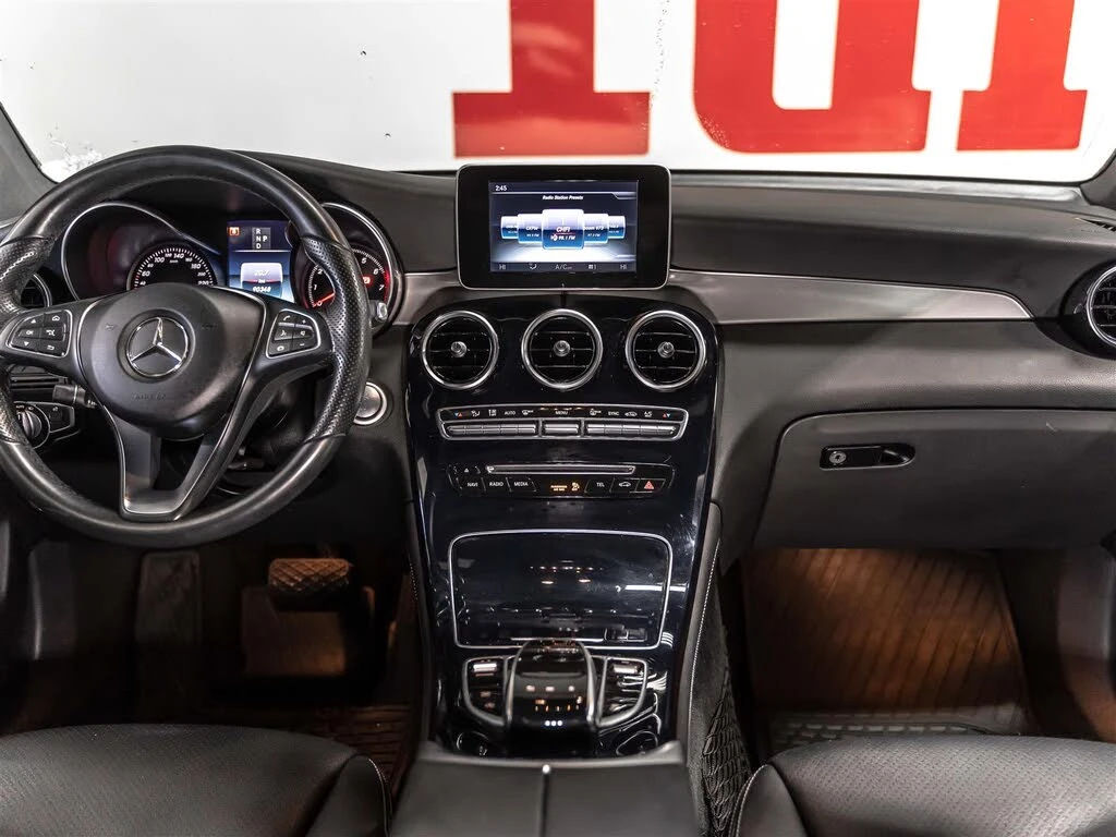 Mercedes-Benz GLC 300  90 000 KM | ЧИСТ КАРФАКС | BLINDSPOT, снимка 8 - Автомобили и джипове - 54873473