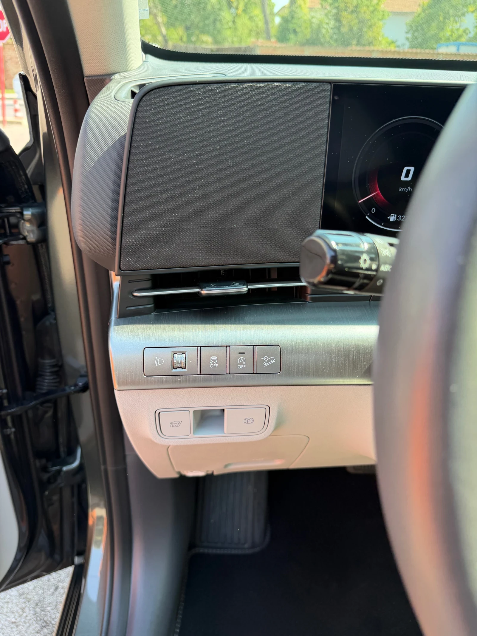 Hyundai Kona, снимка 15 - Автомобили и джипове - 56039159
