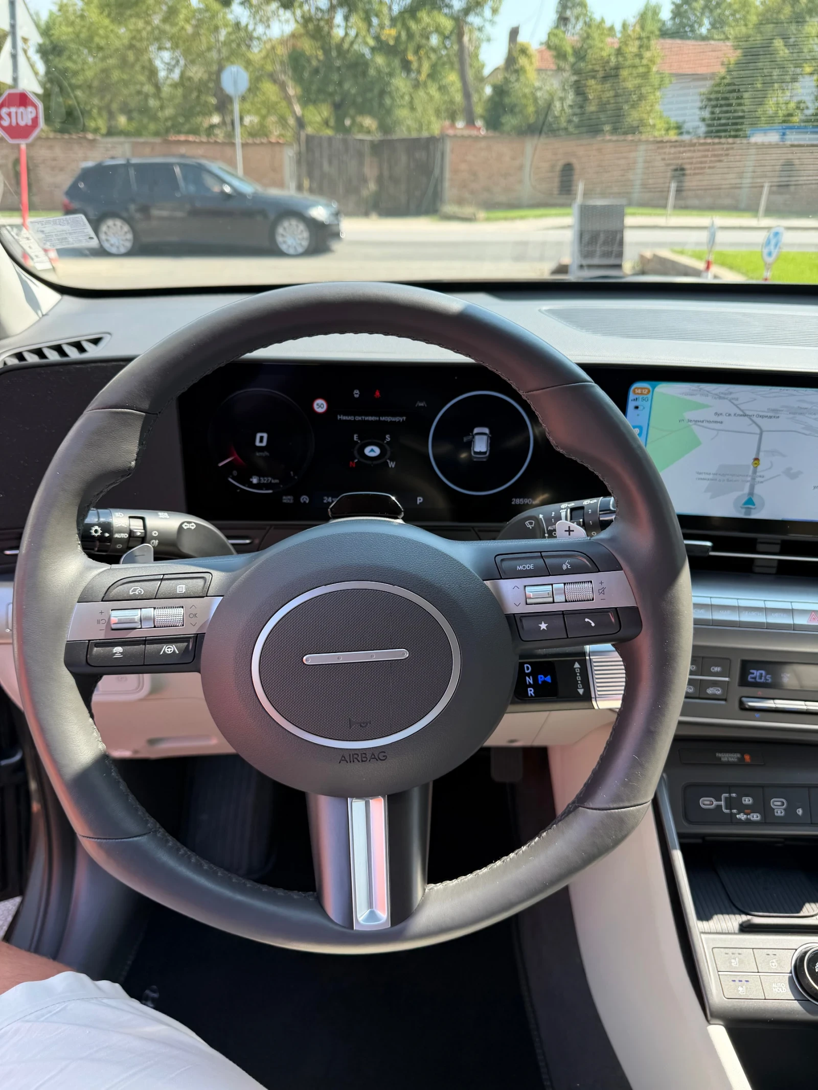 Hyundai Kona, снимка 13 - Автомобили и джипове - 56039159