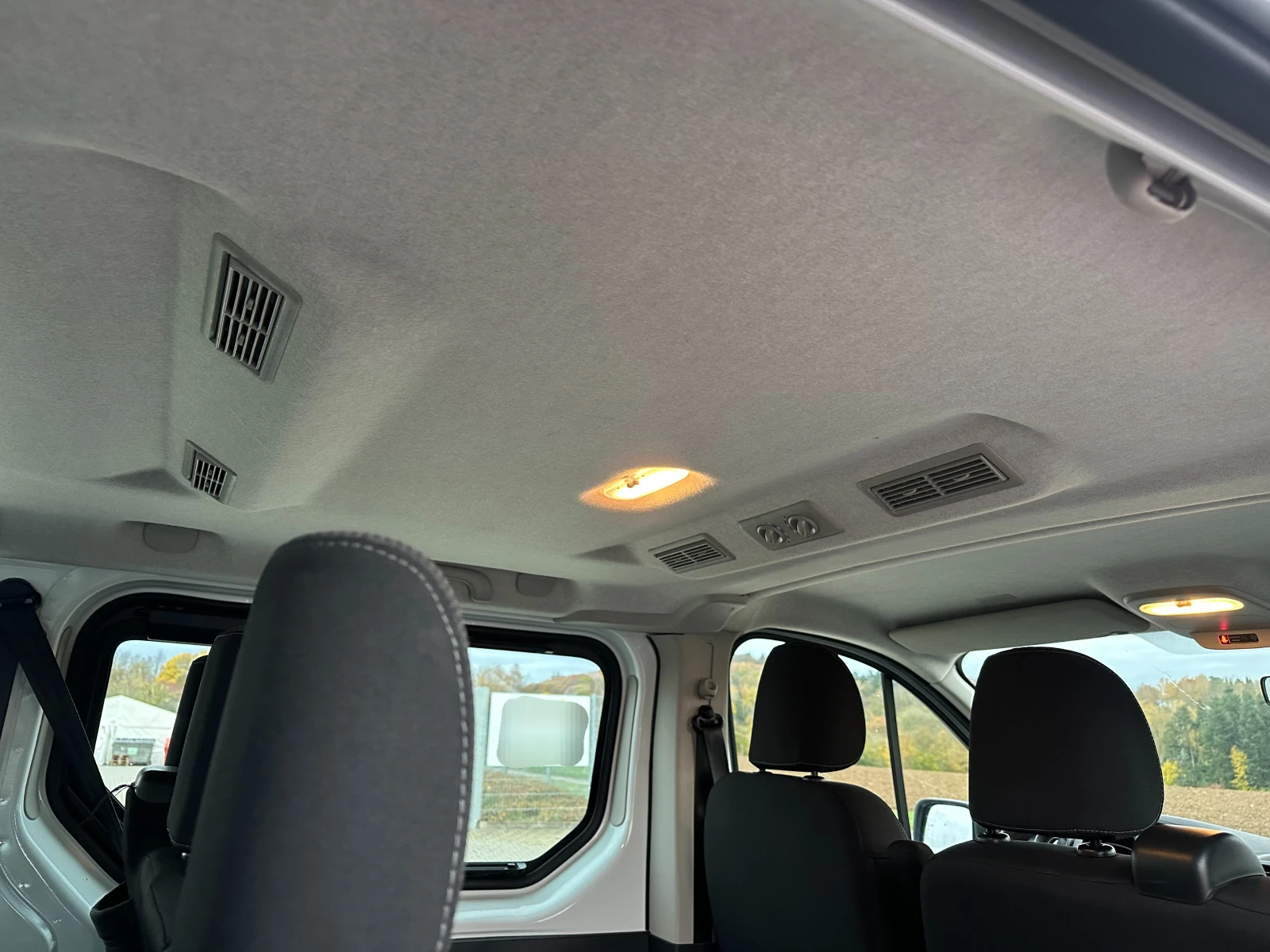 Renault Trafic Combi L1H1 2.8t Life, снимка 10 - Бусове и автобуси - 56681667