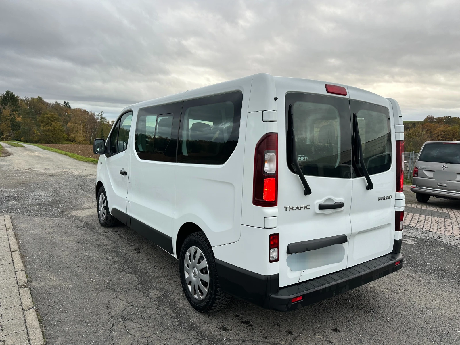 Renault Trafic Combi L1H1 2.8t Life, снимка 4 - Бусове и автобуси - 56681667