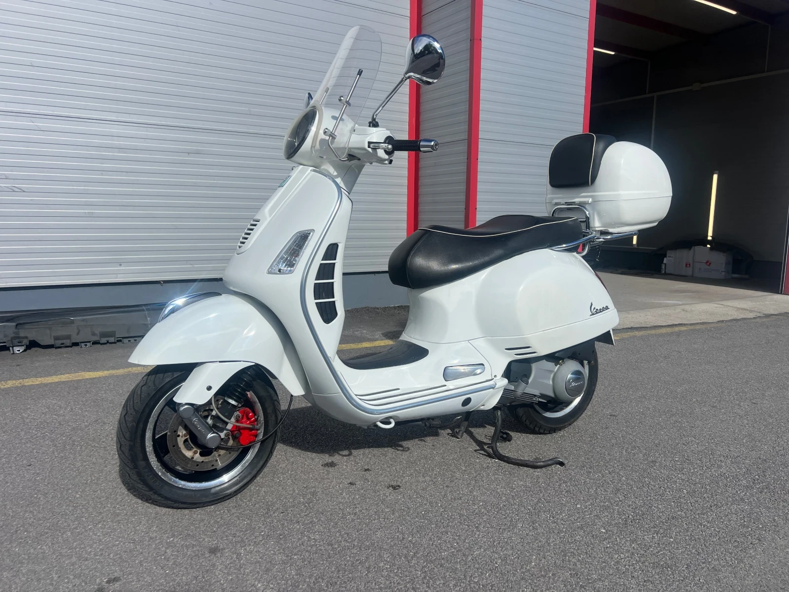 Vespa GTS 300ie, снимка 10 - Мотоциклети и мототехника - 54785727
