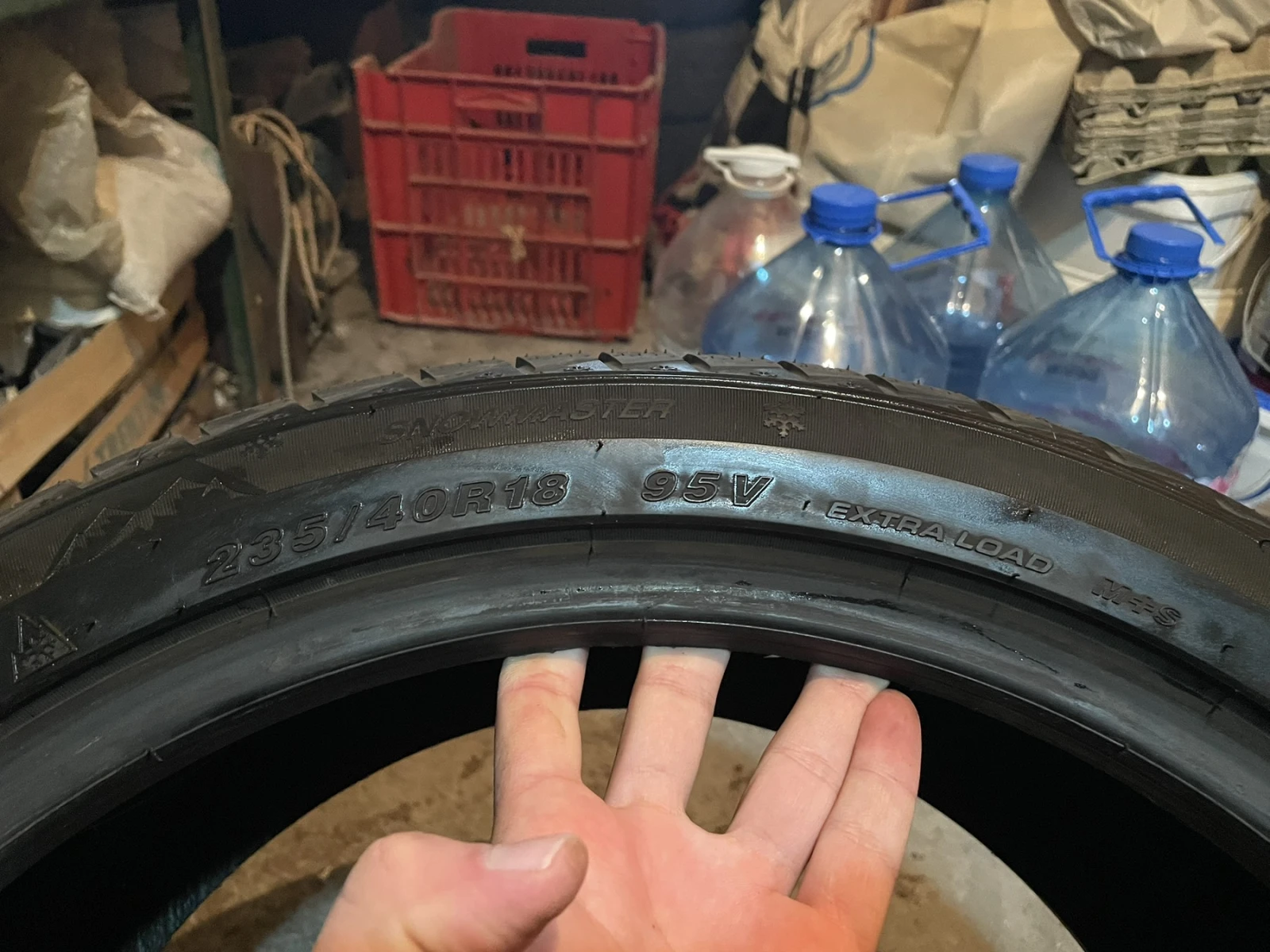  235/40R18 | Mobile.bg   4