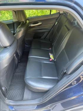 Toyota Auris, снимка 8