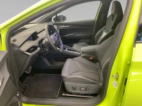 Skoda Enyaq RS Skoda Plus Matrix 360 DIST HUD PANO Winter Pack, снимка 7