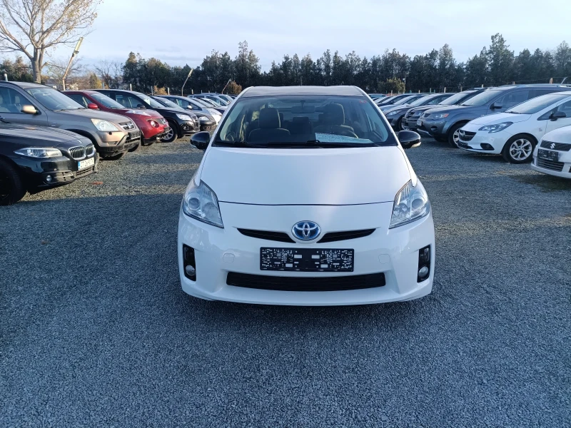 Toyota Prius Автоматик , снимка 2 - Автомобили и джипове - 48057400