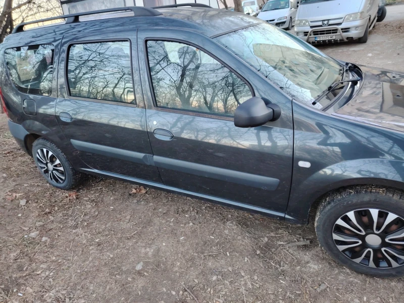 Dacia Logan, снимка 5 - Автомобили и джипове - 48645243