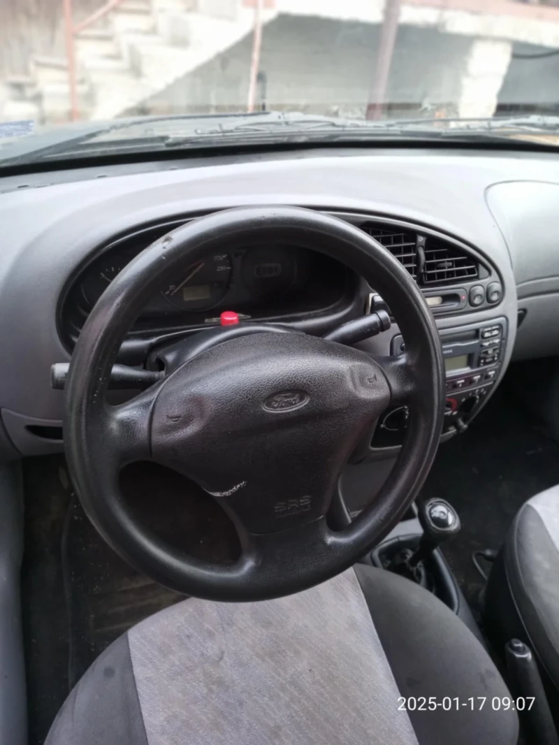 Ford Fiesta, снимка 3 - Автомобили и джипове - 48716746