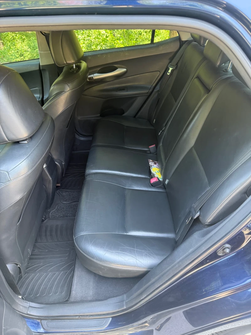 Toyota Auris, снимка 8 - Автомобили и джипове - 52598822