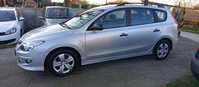 Hyundai I30 1.4i FACELIFT TOП, снимка 8 - Автомобили и джипове - 52526137