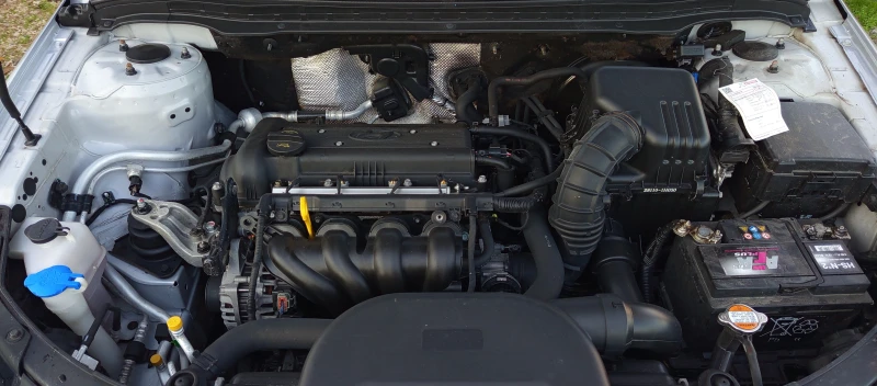 Hyundai I30 1.4i FACELIFT TOП, снимка 16 - Автомобили и джипове - 52526137