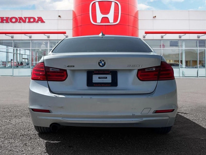 BMW 320 * 320i xDrive * CARFAX * ЦЕНА ДО БГ, снимка 6 - Автомобили и джипове - 52752873