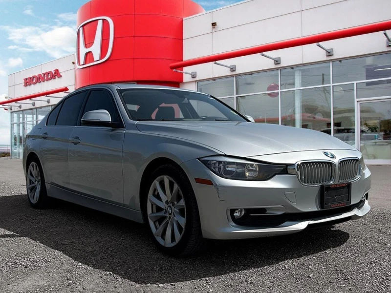 BMW 320 * 320i xDrive * CARFAX * ЦЕНА ДО БГ, снимка 9 - Автомобили и джипове - 52752873