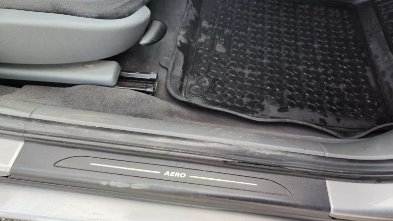 Saab 9-3 2.0T, снимка 10 - Автомобили и джипове - 53445385