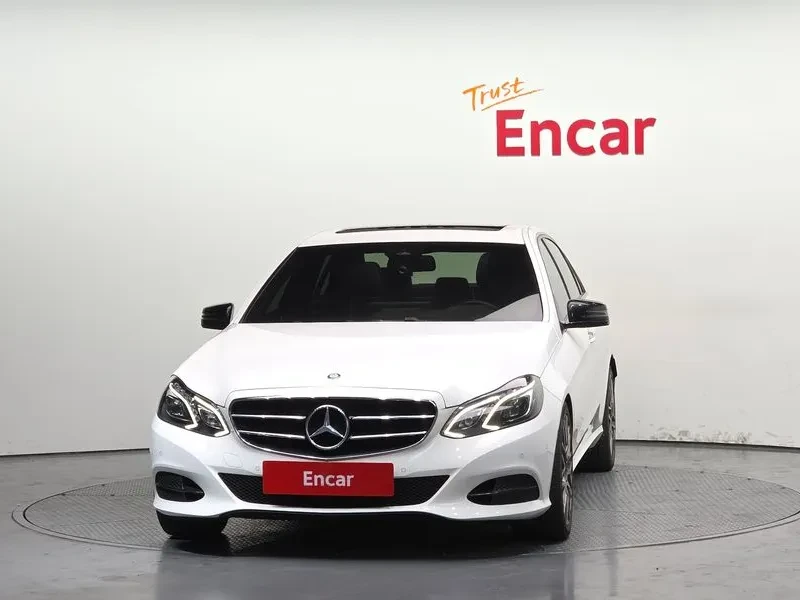 Mercedes-Benz E 220  BLUETEC AVANT GARDE SPORTS, снимка 5 - Автомобили и джипове - 55100659
